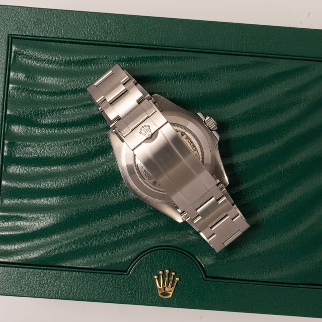 Rolex Sea-Dweller 126600 Image 3